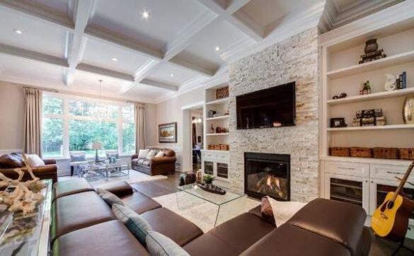 How to make the interior of a hall a highlight in a private house ...